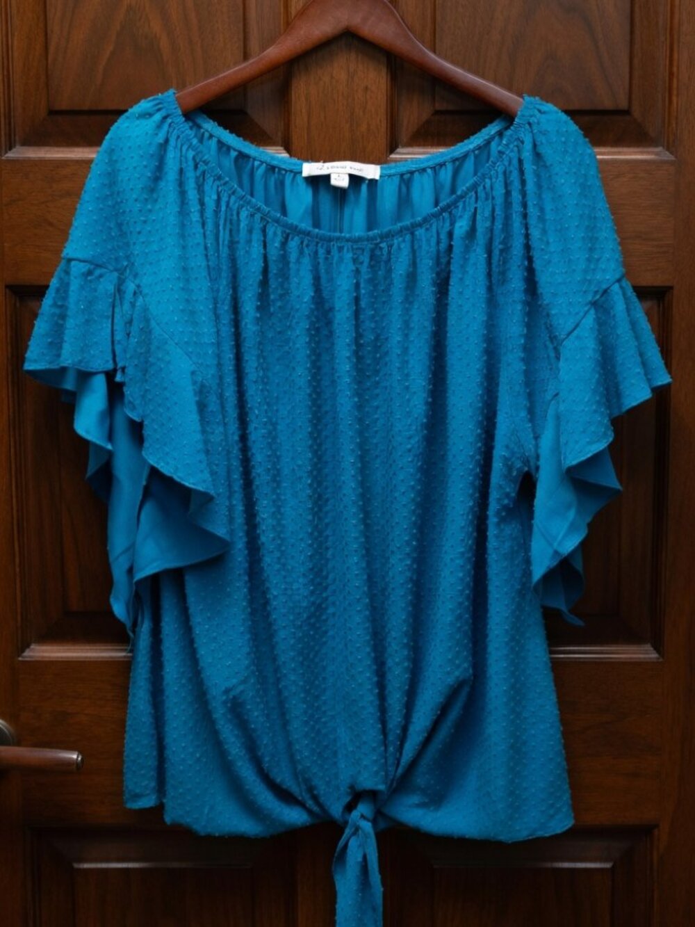 1XL pretty soft blouse